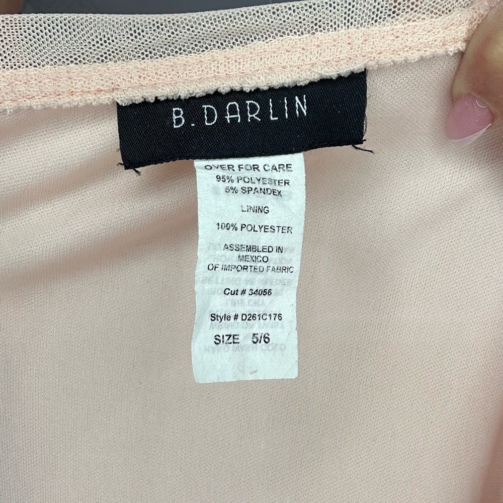 Peach colored formal dress - Picture 5 of 5